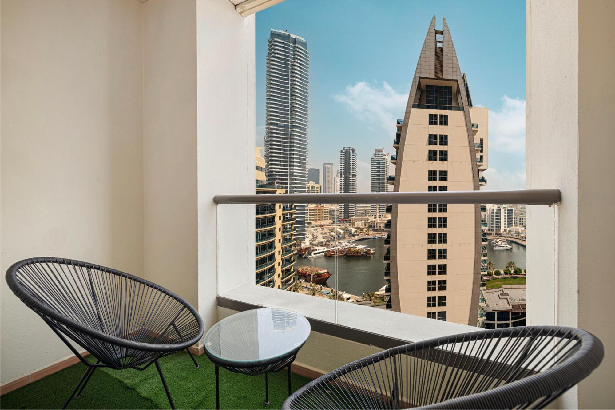 2br Close To The - Projector Nights Dubai