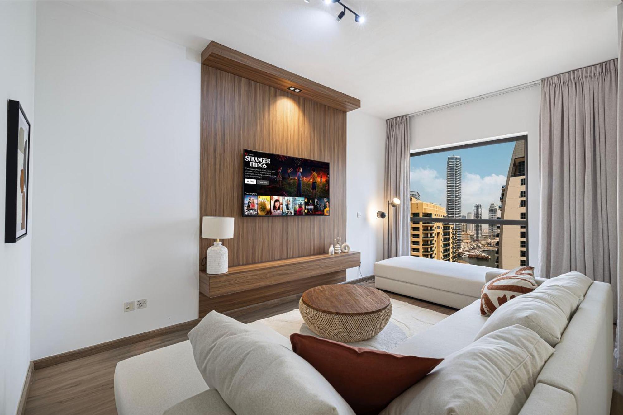 2br Close To The - Projector Nights Apartment