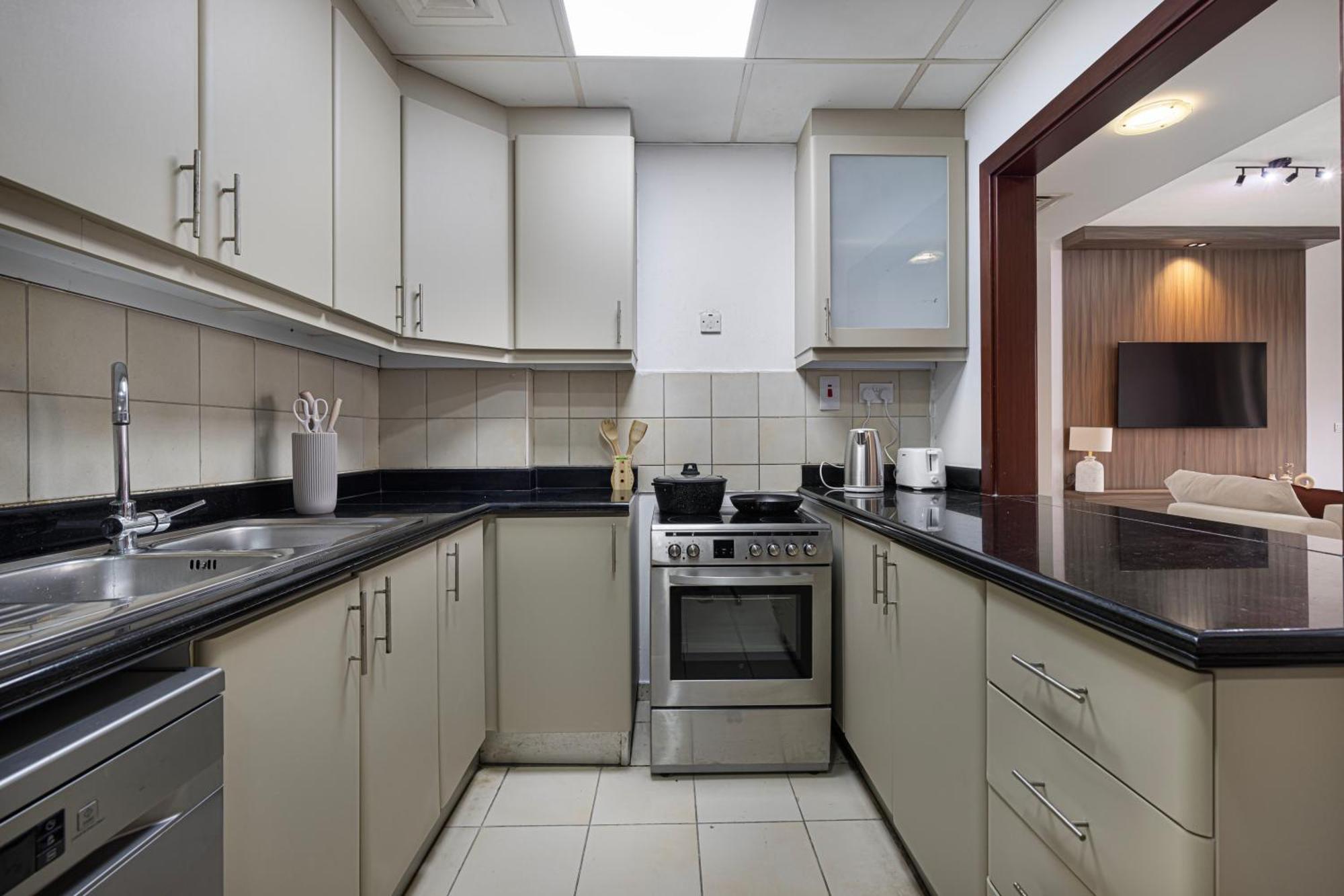 2br Close To The - Projector Nights Dubai